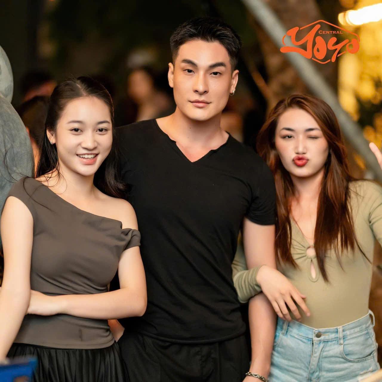 YOYO Central HCR - Chi nhánh đầu tiên